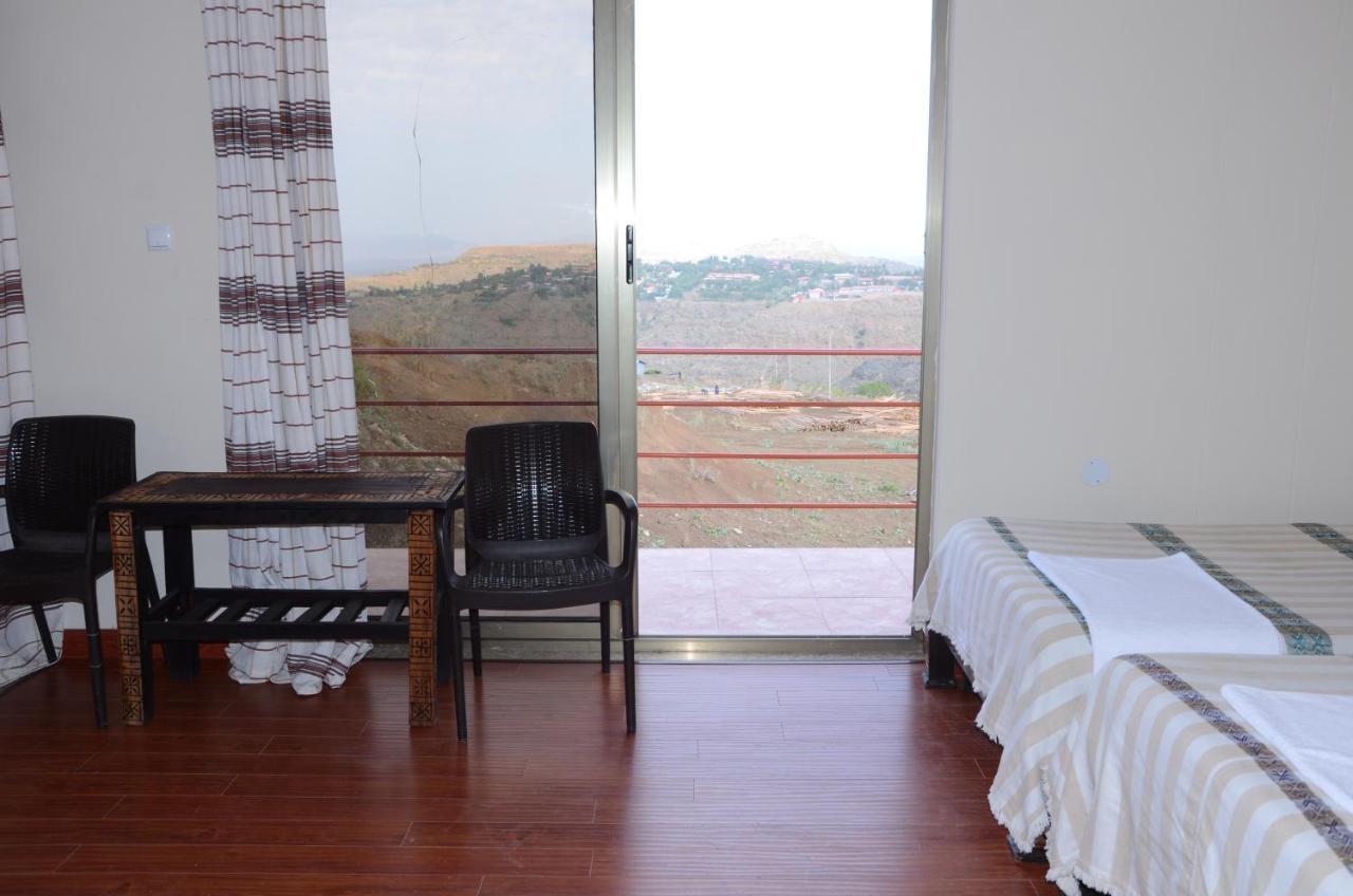 Zan-Seyoum Hotel - Lalibela Bagian luar foto