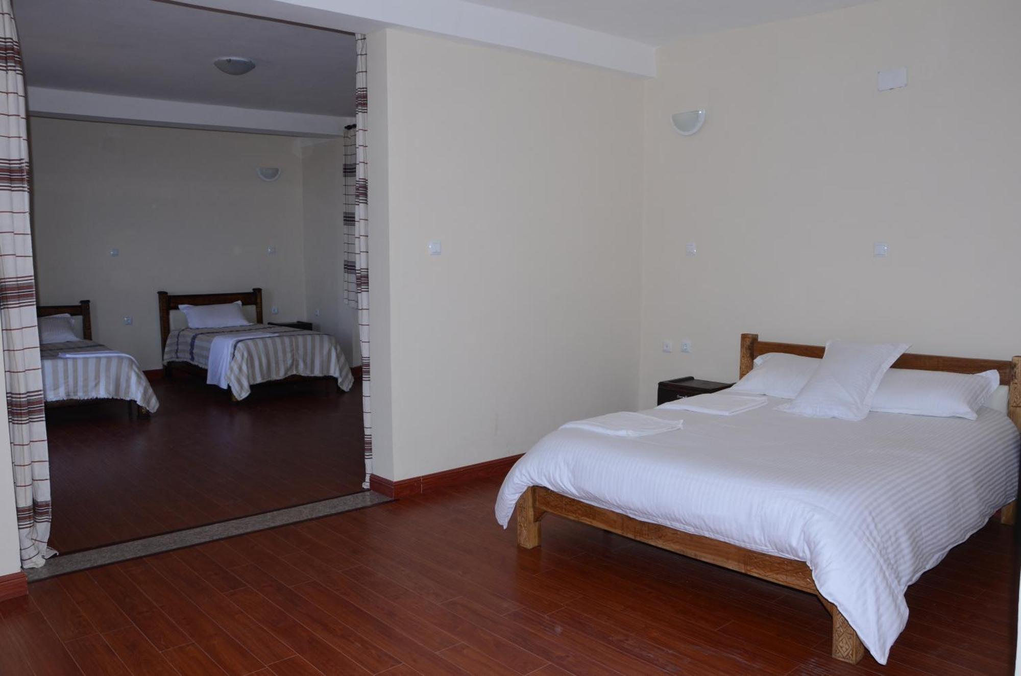 Zan-Seyoum Hotel - Lalibela Bagian luar foto