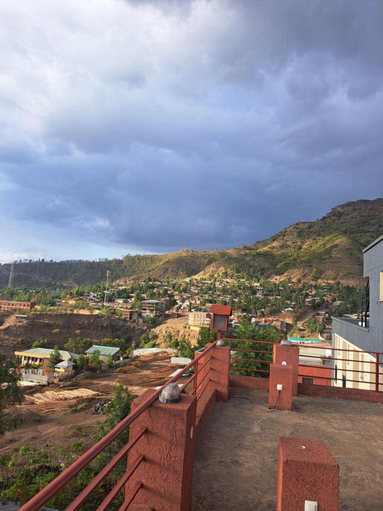 Zan-Seyoum Hotel - Lalibela Bagian luar foto